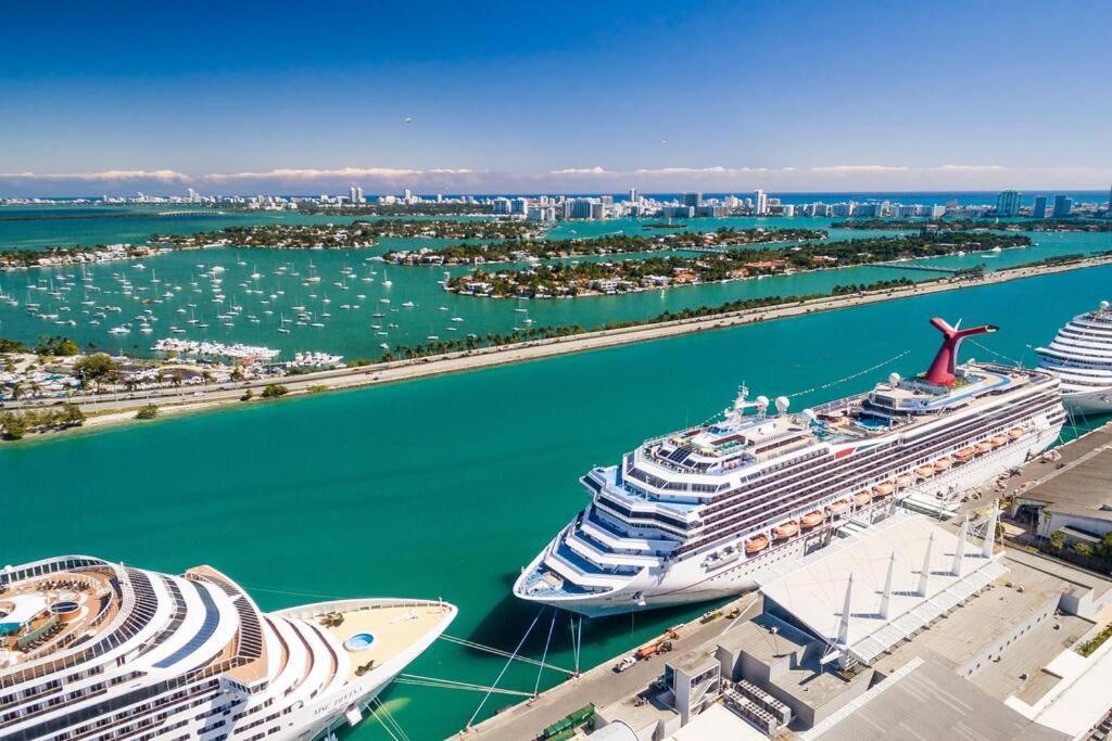 Escape Gameroom, Bar, Bbq, Spacious,King Bed, All Luxury Mattresses, Near Beach, 6 Blocks Away From Bars, Nite Clubs, Res, Shops Miami Dış mekan fotoğraf